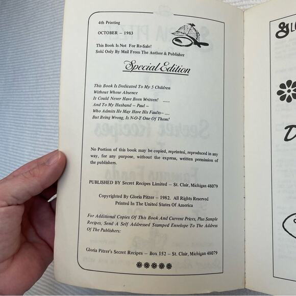 Gloria Litzer & Betty Crockery Foods from Famous Places cookbook - Picture 4 of 7